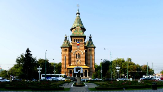 Timisoara ; Piata Victoriei, Catedrala Mitropolitana