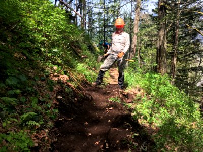 201904 CRGNSA Trailkeepers of Oregon volunteers at work on Angels Rest Trail Photo by Josh Durham