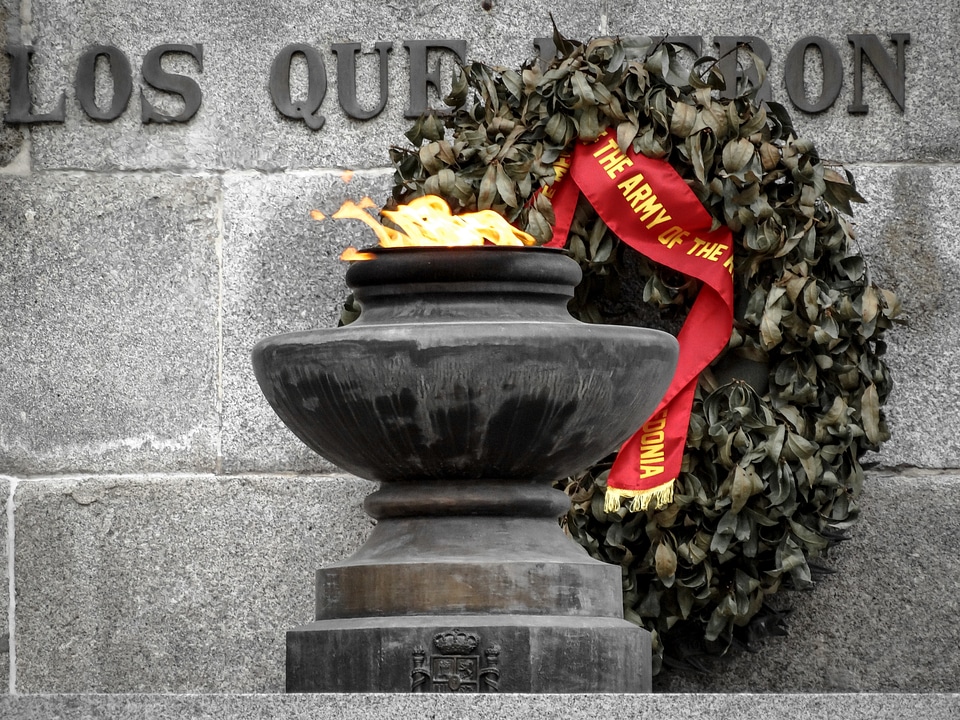 Crown military tribute