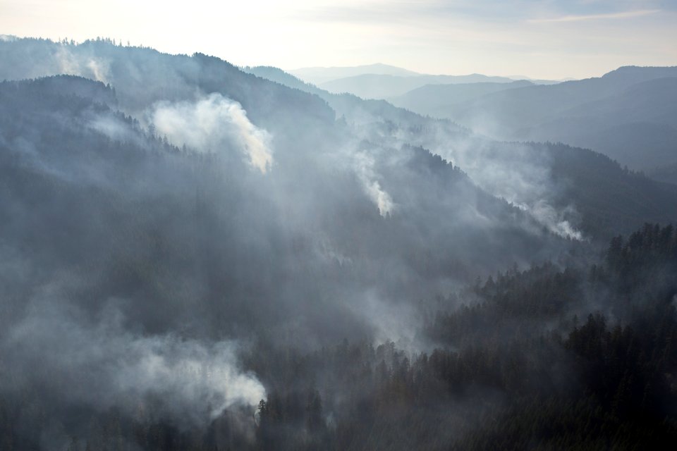Umpqua National Forest Fires, 2017