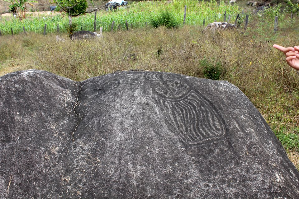 petroglyph photo