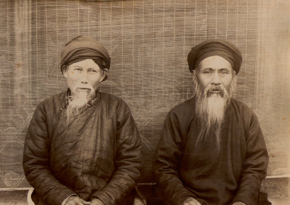 1 Grands chefs tonkinois. Hai vị trưởng lão ở Bắc Kỳ.