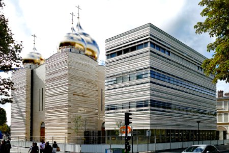 New Russian orthodox church in Paris photo