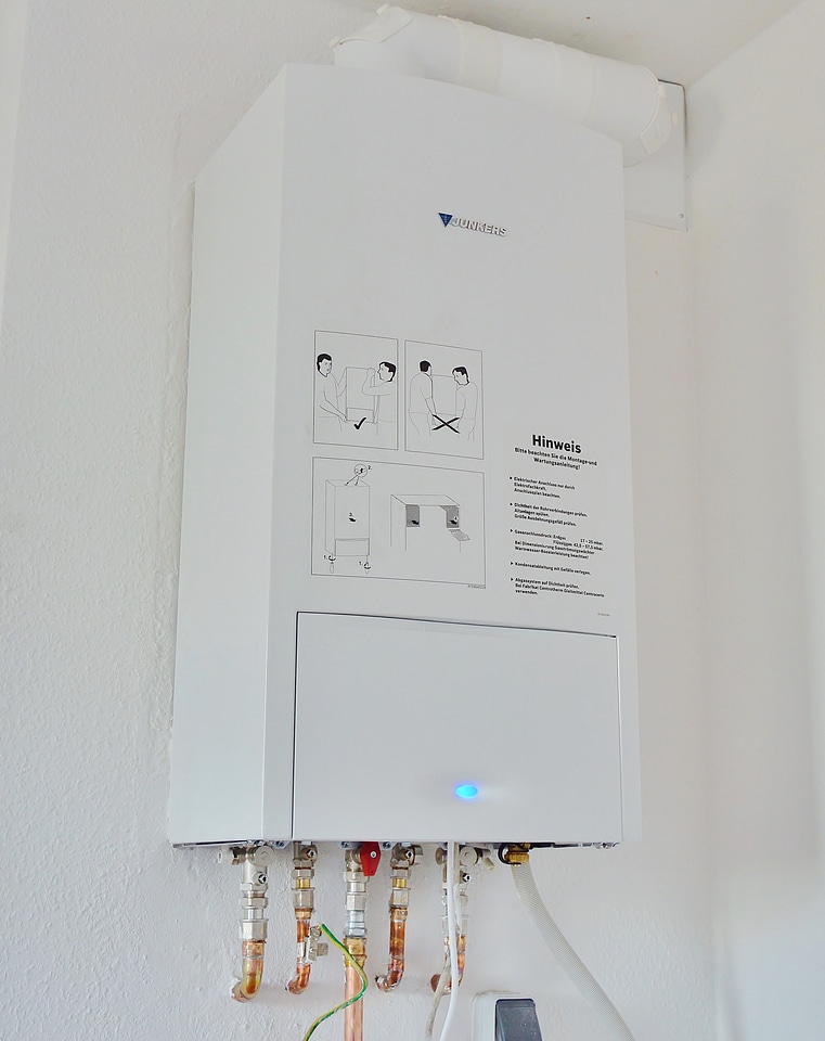 Gas condensing boiler junkers