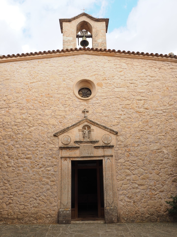Ermita sant honorat mallorca historically