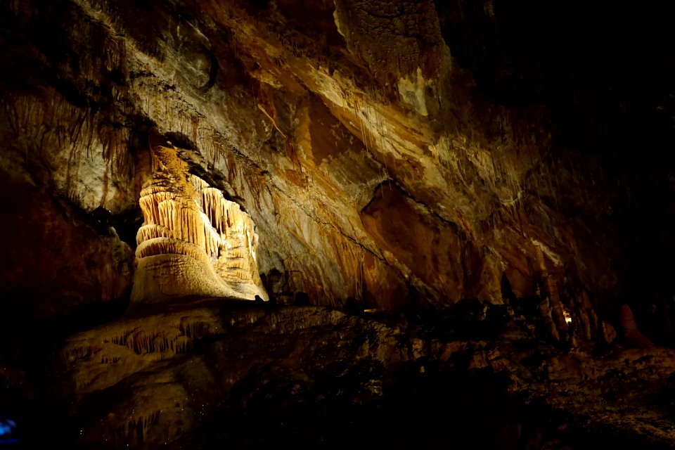 Marakoopa Cave