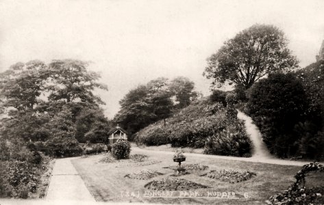 Longley Park, Huddersfield