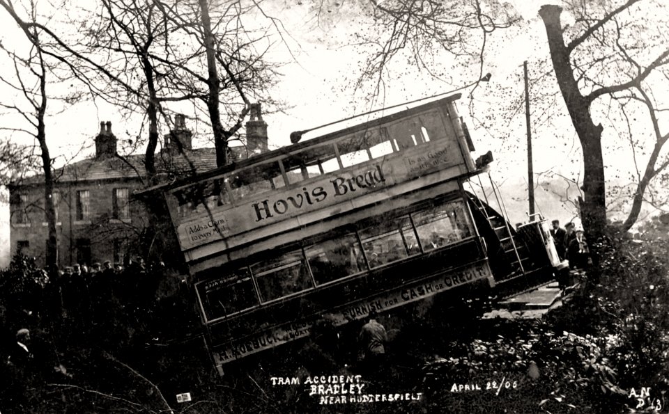 photograph of the April 1905 tram accident at Bradley