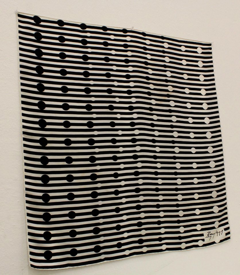 GuadalajaraCabanas Fabric linesDots