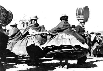 Huayno, danza ancestral del Perú