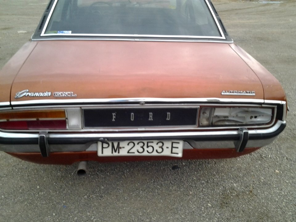 Derelict 1971 Ford Granada 3.0 GXL Auto