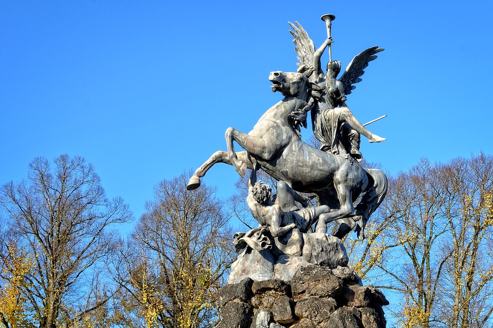 Sculpture horse angel