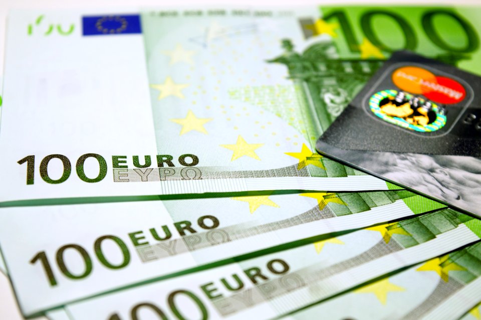 100 hundred euro banknotes and plastic card