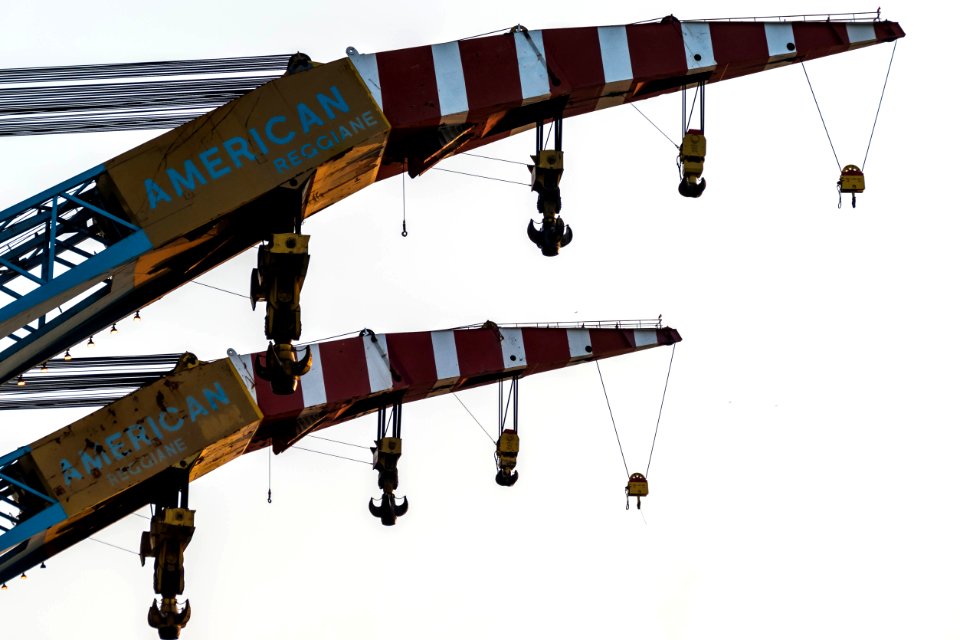Hooks galore, Saipem 7000