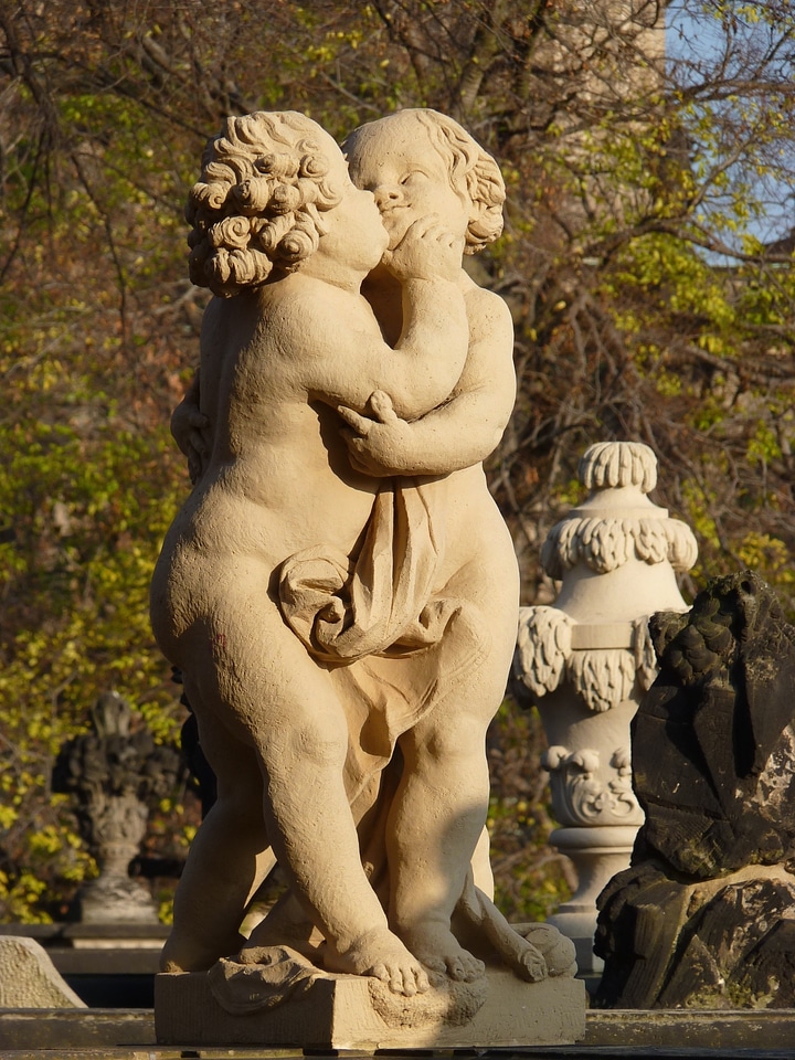Dresden places of interest statue