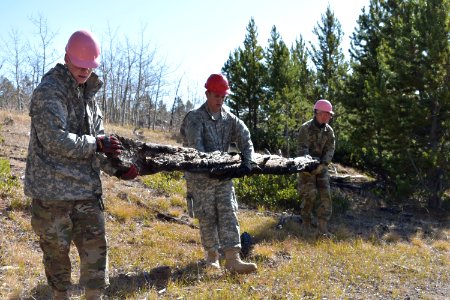 Volunteers - Muddy Mountain.KatyKuhnel