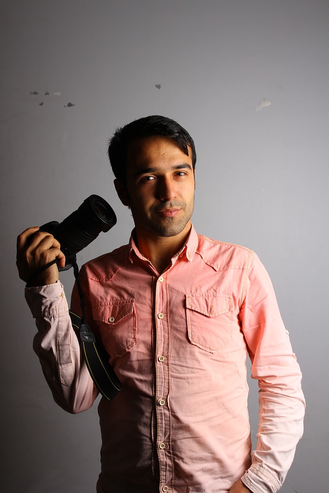 Model d7000 smile