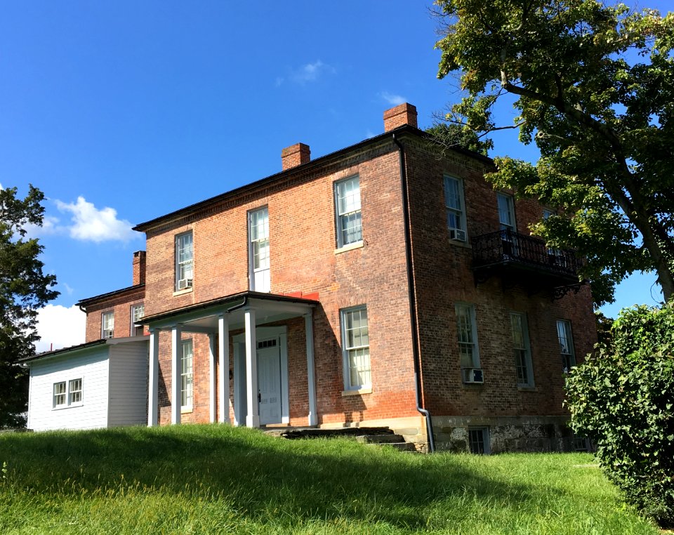 ACook BrackettHouse CampHill 2017