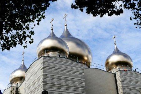 New Russian Orthodox church in Paris photo