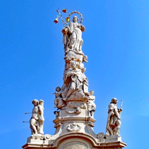 Timisoara Piata Libertatii: Fecioara Maria si Ioan Nepomuk