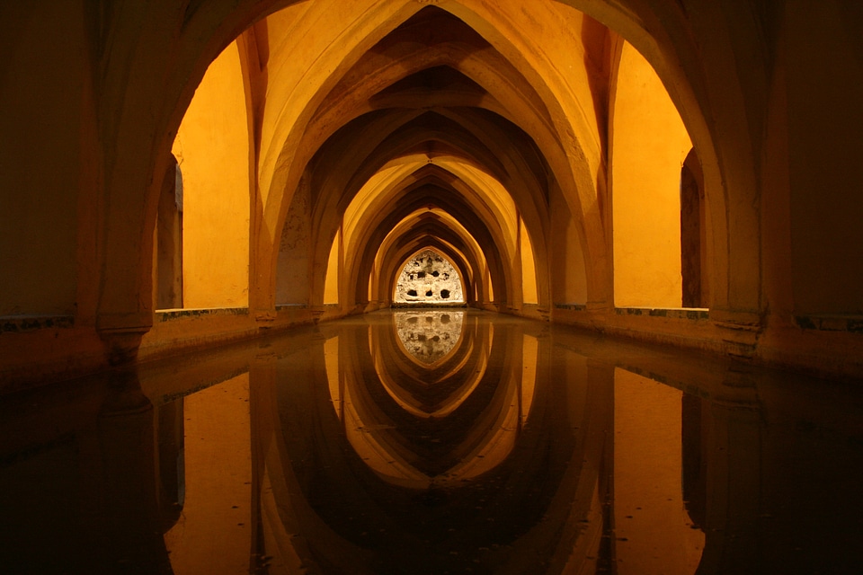 Storage tank interior