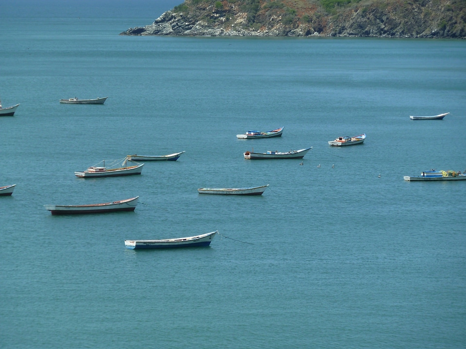 Sea bay boats photo