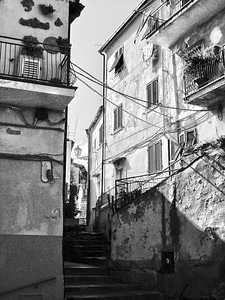 Building houses historic center