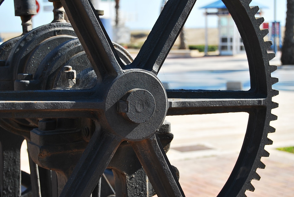 Iron metallic engineering
