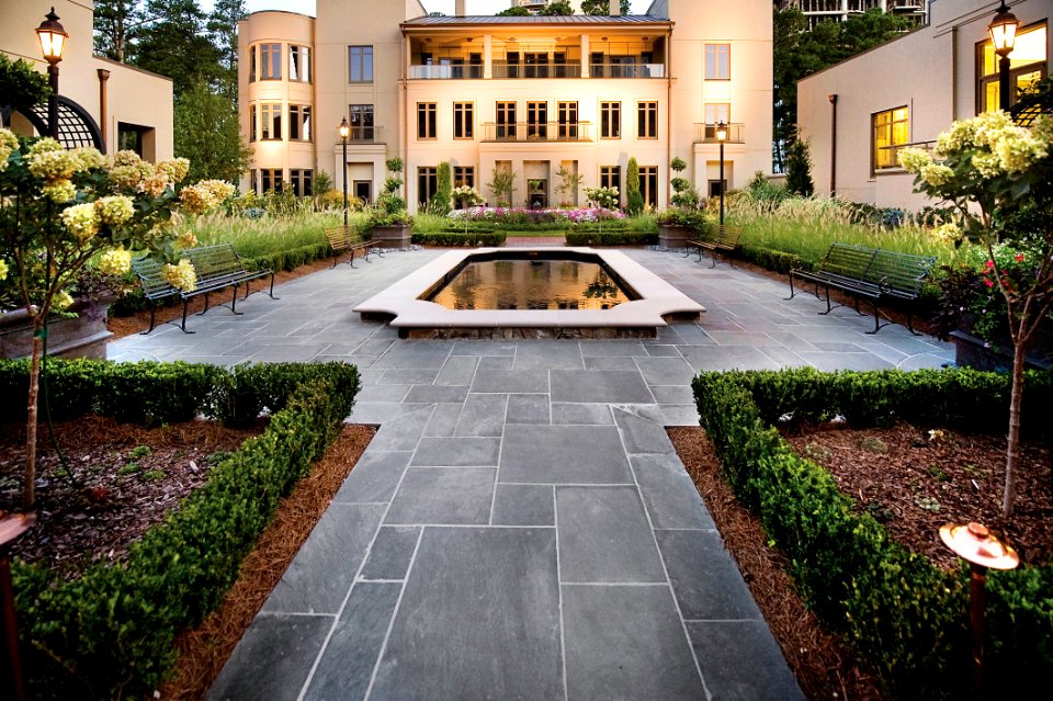atlanta-exterior-english-garden3 