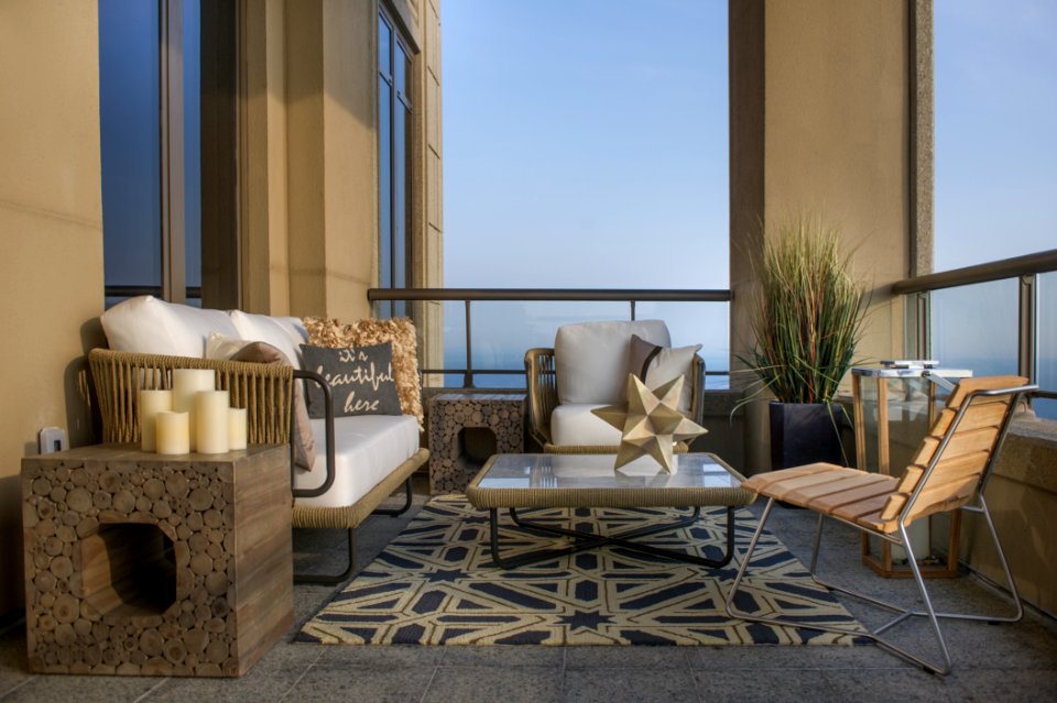 Outdoor Sitting Area