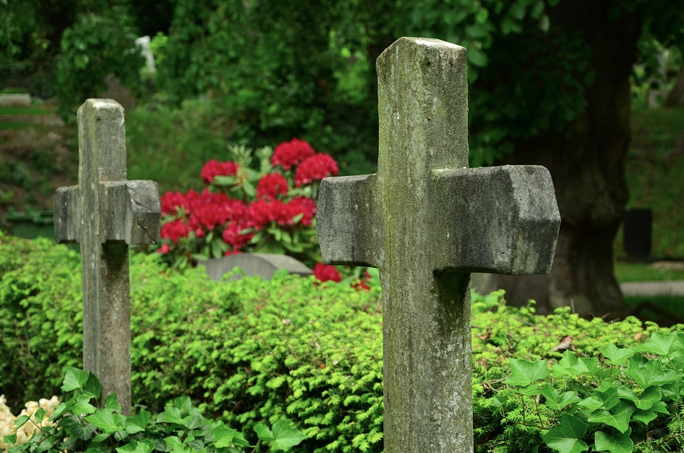 Grave tomb last calm