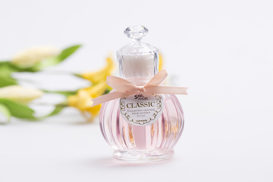 Perfume bottle glass bottles