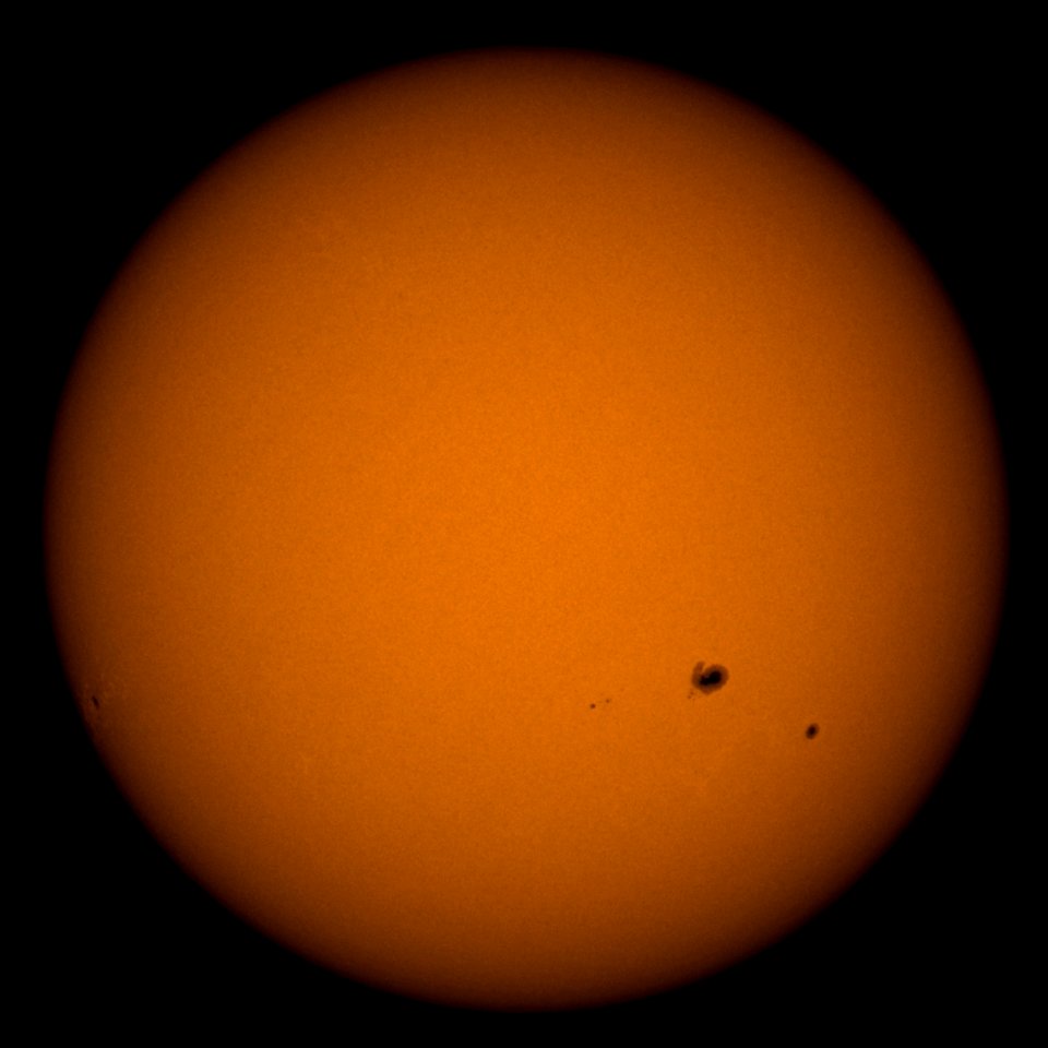 Sun on December 1th, 2020 - 12:00 UT (AR 2786)
