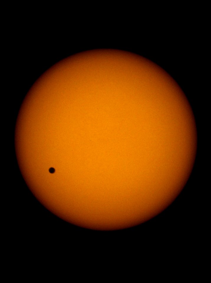 Venus Transit on 2004-06-08 (remake 2019)