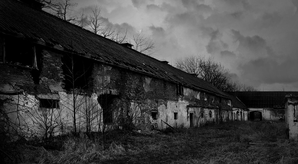 Farmhouse clouds bohemia