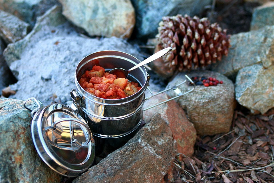 Stainless steel pine cone pine nuts