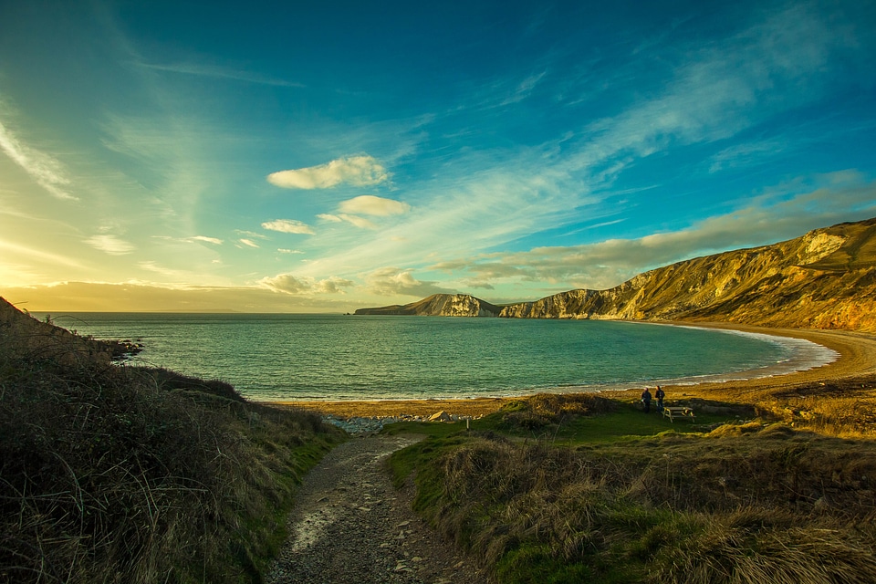 Of the sea shore country