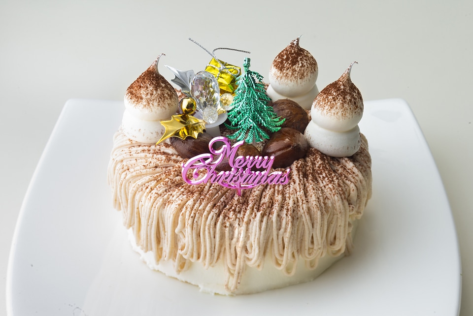 Mont blanc christmas cake