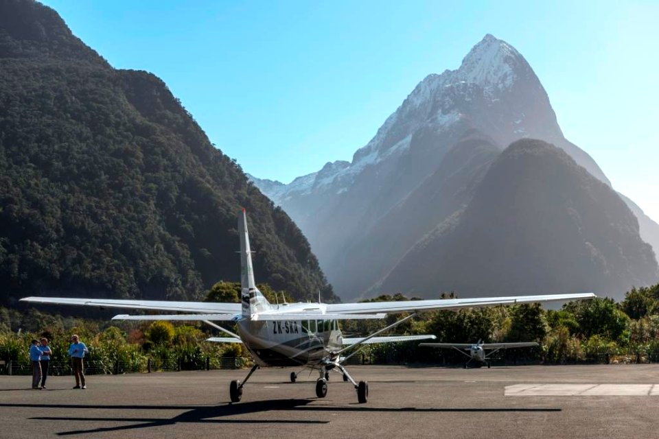 Air Milford Scenic Flights