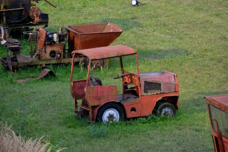 Kleiner Roter Traktor