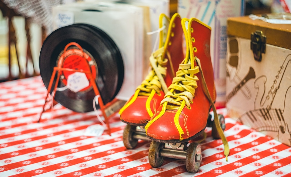 Antiques roller skates fifties photo