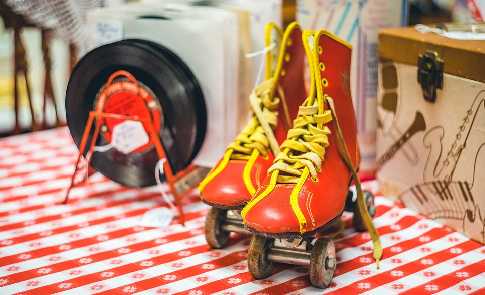 Antiques roller skates fifties