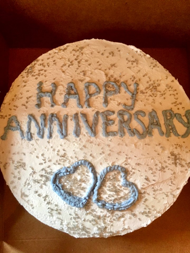 Happy-Anniversery-Cake