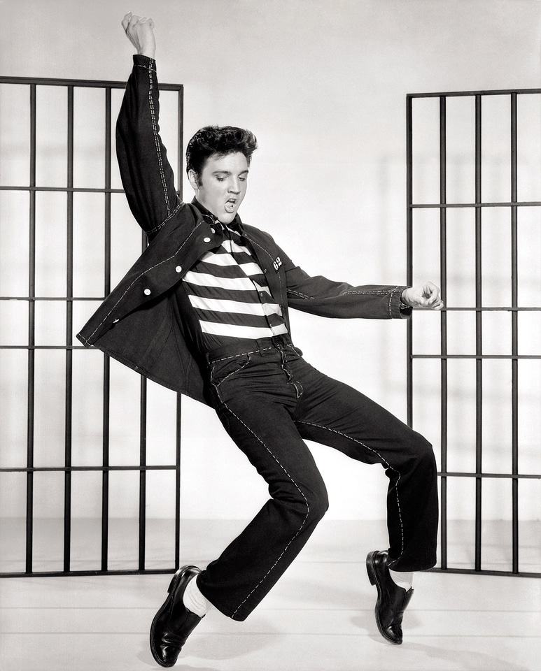 Dancing celebrity singer