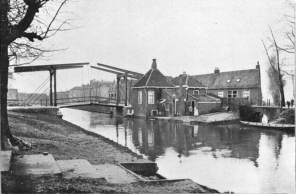 Rode Brug gezien vanaf het Noorden