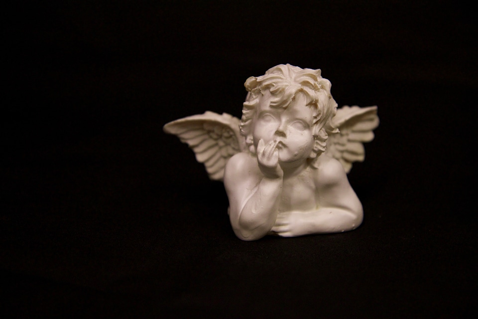 Ceramic figure angel