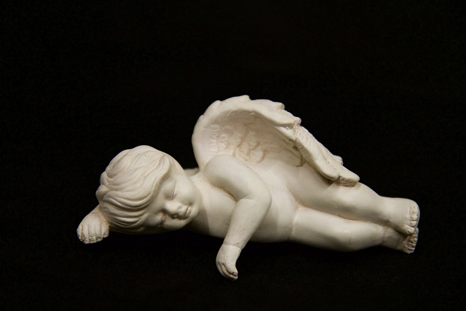 Ceramic figure angel