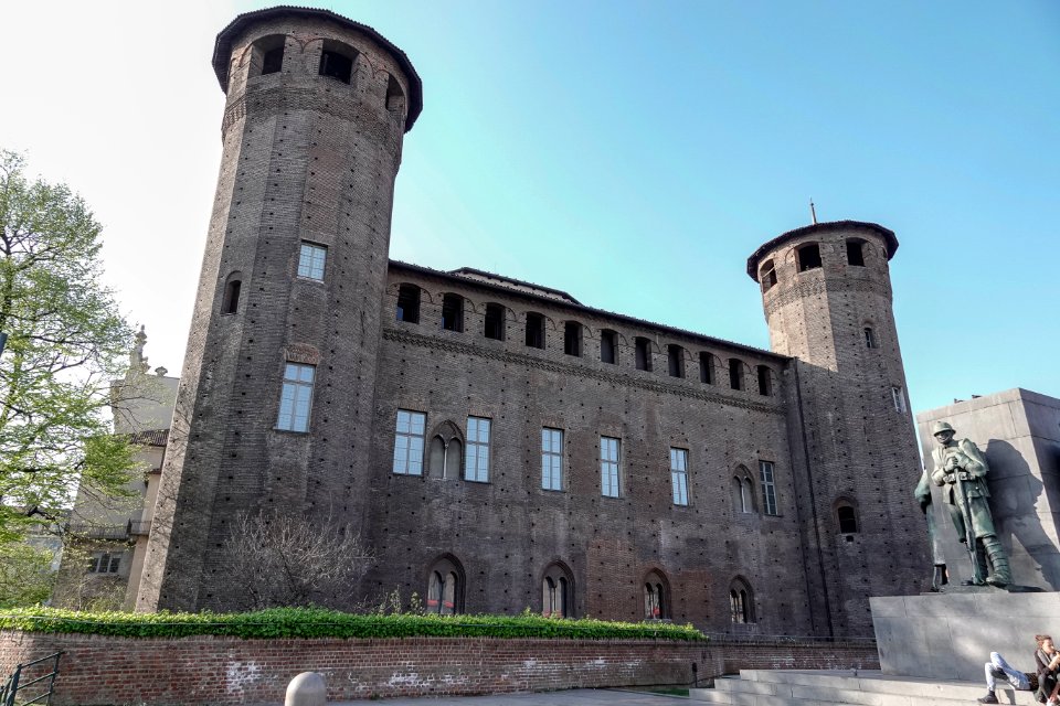 Visita a Palazzo Cisterna e Torino