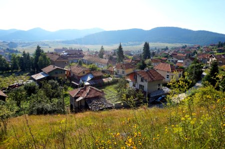 село Равногор, от пейката горе