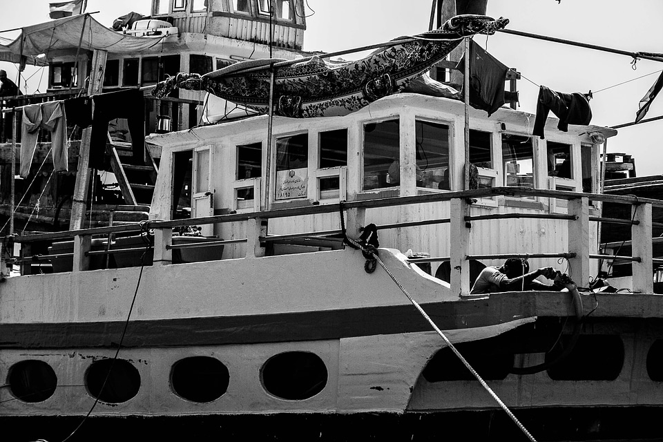 Sea load maritime transport